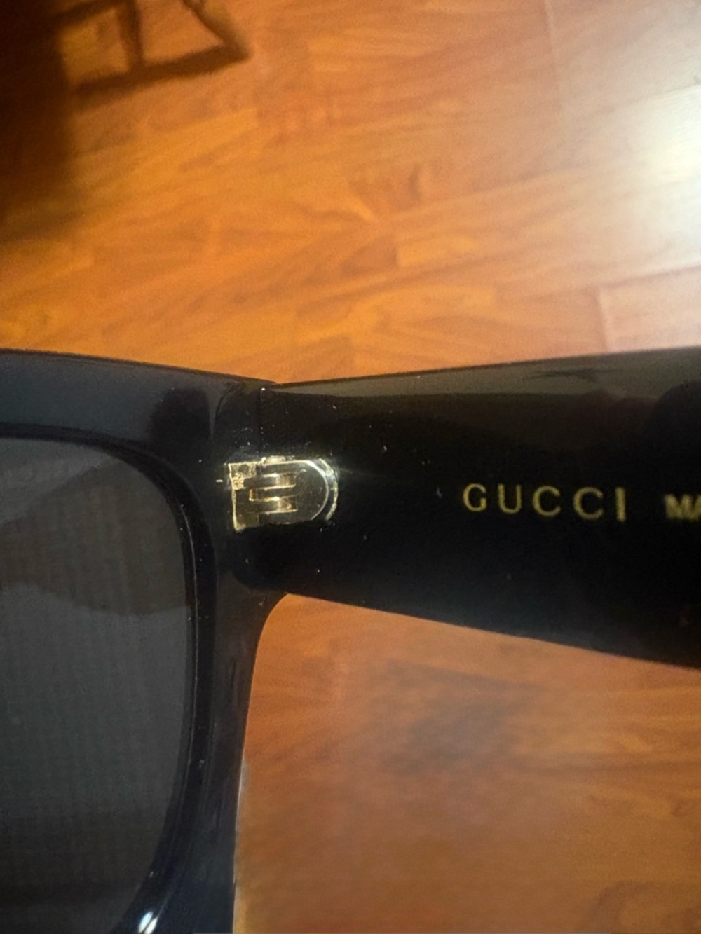 Authentic Gucci Sunglasses - Picture 4 of 10